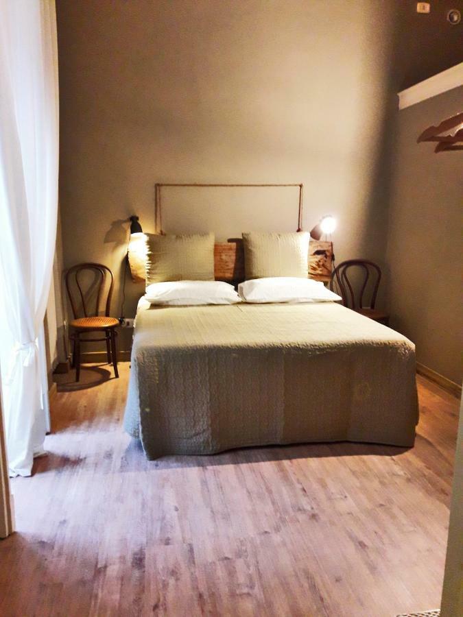 Chiaia Appartement *